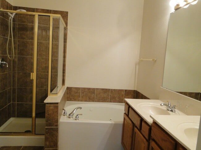 Building Photo - A great house in great condition at great ...