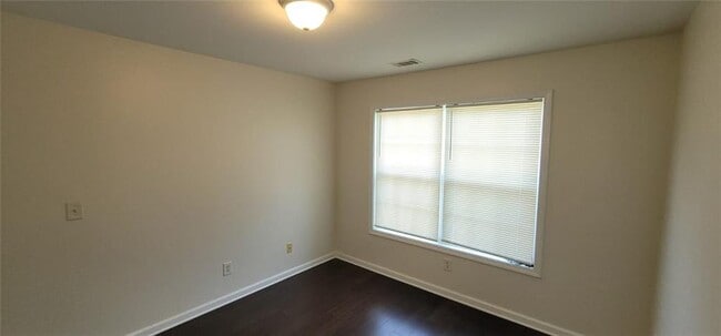 Building Photo - 2960 Barimore Pl