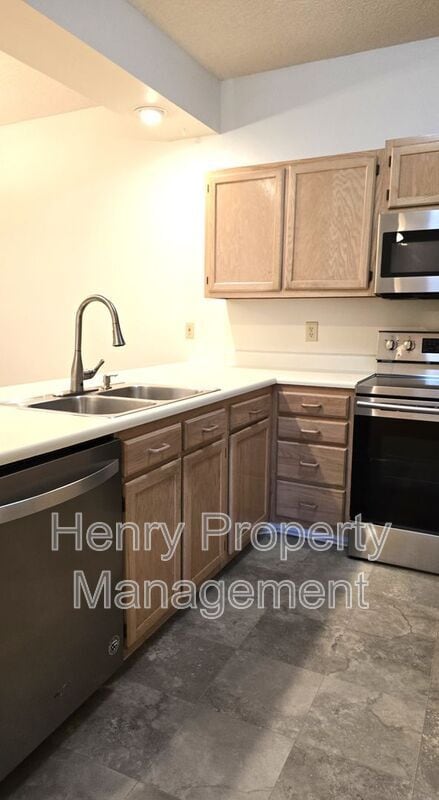 Building Photo - 214 Riverwalk Cir