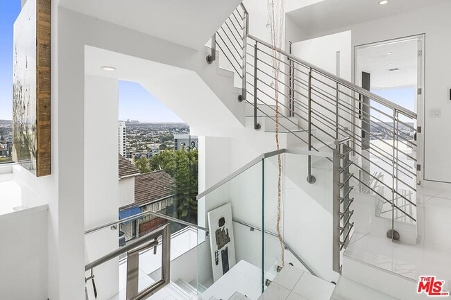 Building Photo - 1377 Miller Pl