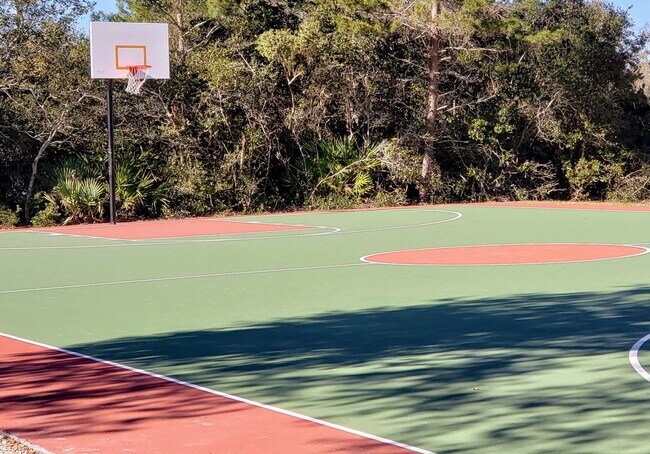 Building Photo - 3 Bed / 2 Bath Home In Deltona Available NOW!!