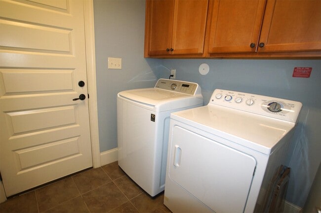 Building Photo - 112 Bancroft Brook Dr