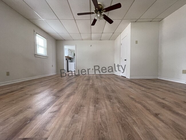 Building Photo - Ranch Style Home