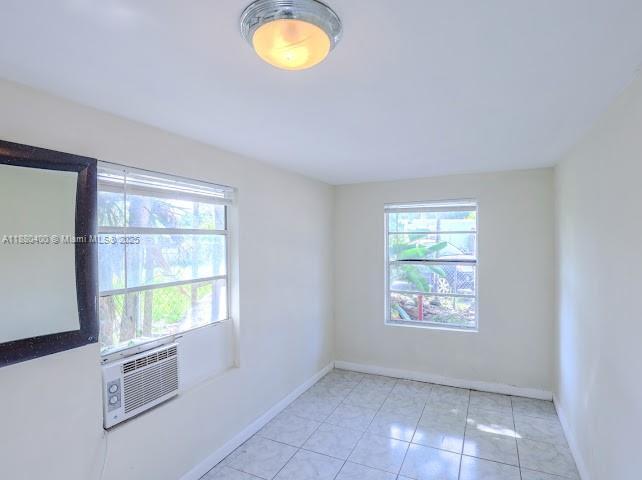 Building Photo - 2250 NE 136th St