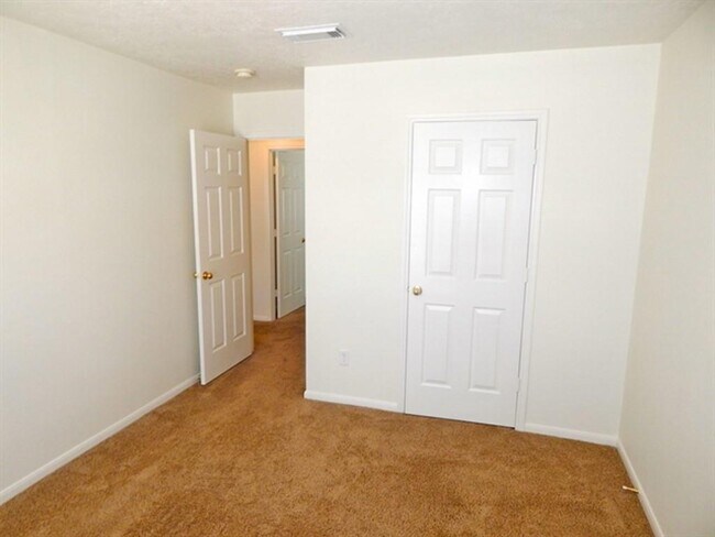 Building Photo - 26872 Monarch Manor Ln