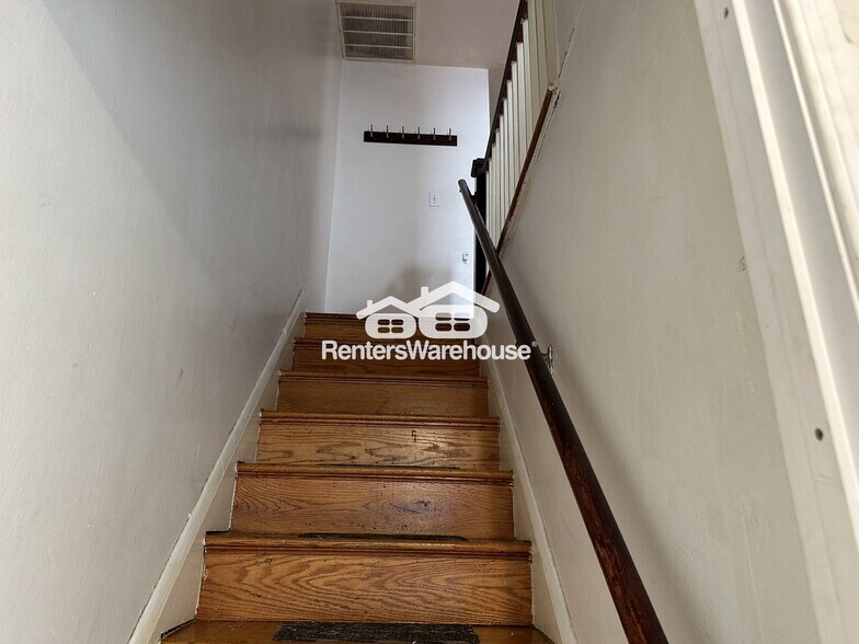 Building Photo - 1014 Dartmouth Rd