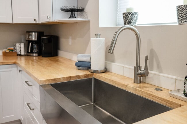 Building Photo - 255 Matterhorn Dr