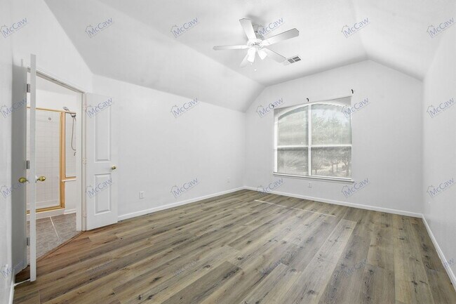 Building Photo - 3833 Tidball Dr