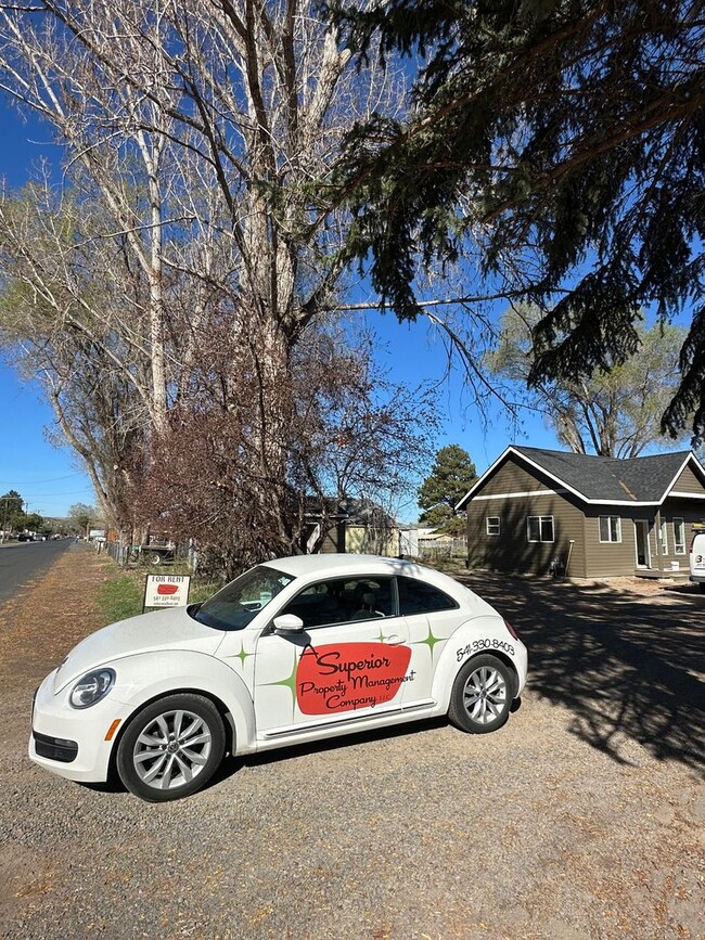 Building Photo - Bright & New 2 Bed / 2 Bath with Vaulted Ceilings & Covered Parking!