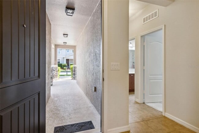 Building Photo - WATER view no rear neighbors quiet SF hous...