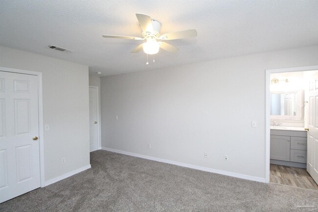 Building Photo - 3004 Myrshine Dr