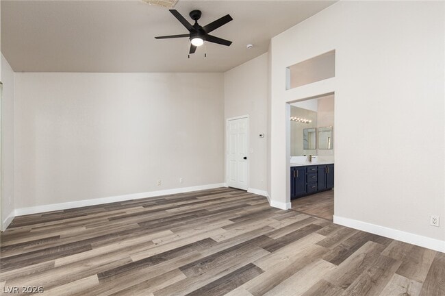 Building Photo - 327 Perry Ellis Dr