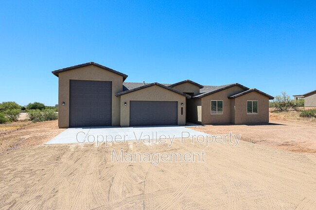 Primary Photo - 13865 E Peak View Rd