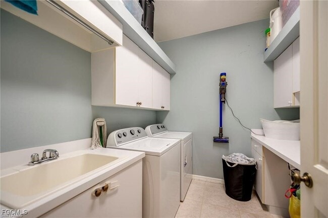 Building Photo - 9036 Henry Rd