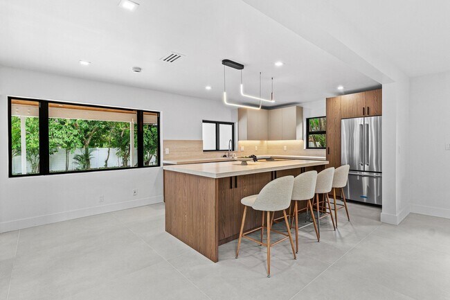 Building Photo - 2668 NW 41st St