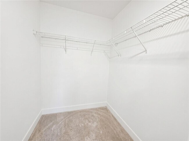 Building Photo - 317 Palisade Wy