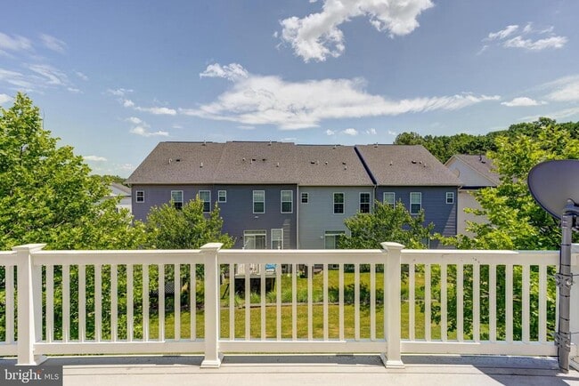Building Photo - 7827 Crystal Brook Way