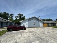 Building Photo - 7623 Indian Lakes Dr