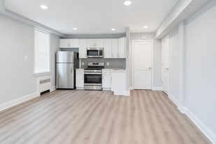 Building Photo - Riverside Estates