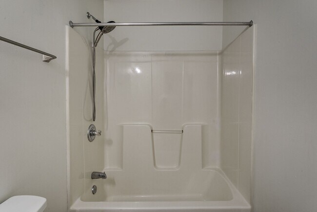 Building Photo - 1883 Powder Branch Rd