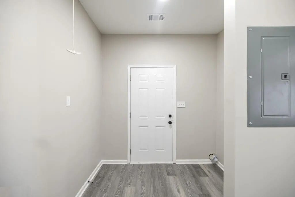 Building Photo - 2609 Beech Ave