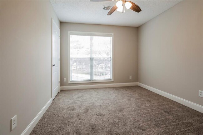 Building Photo - 287 Ambassador Cir
