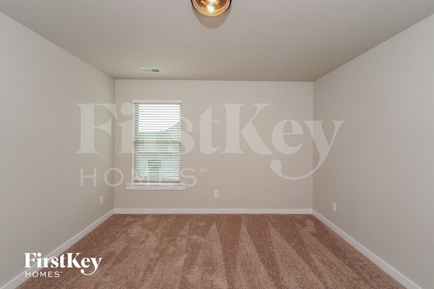 Building Photo - 1620 Brookhaven Dr