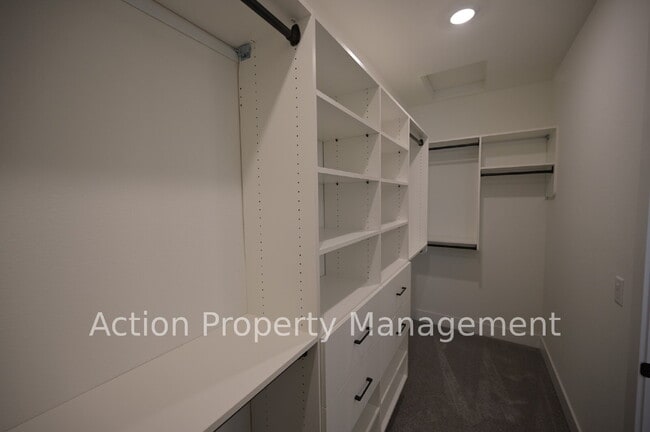 Building Photo - Beautiful New 3 Bed 2 Bath Home in Rolling Hills – Built in 2025