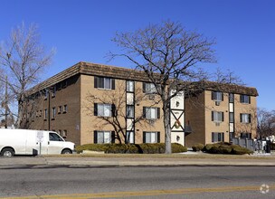 Building Photo - SouthGlenn Place
