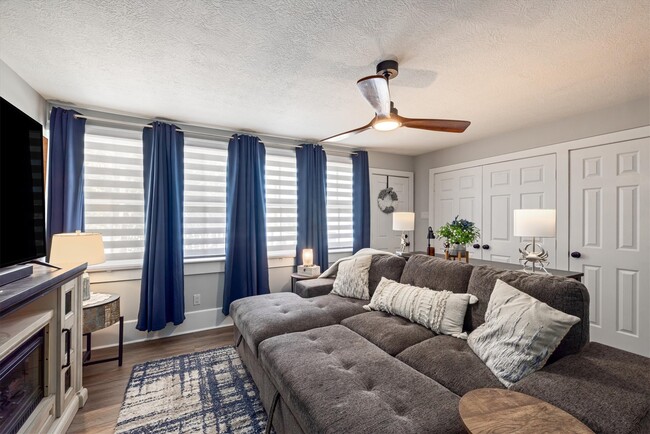 Building Photo - 3216 Avenue N