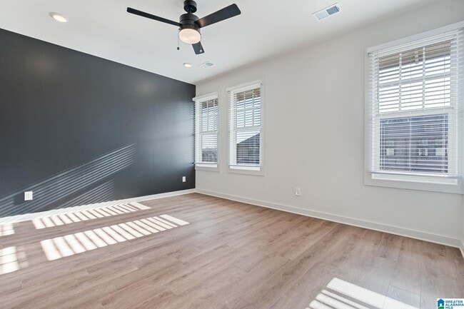 Building Photo - 1712 MEERSTONE Ln