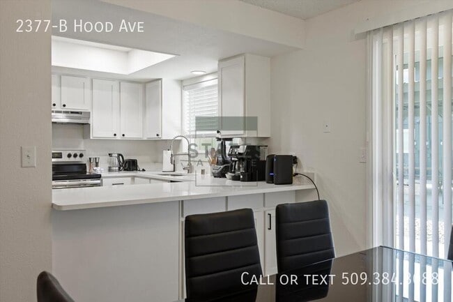 Building Photo - 2377 Hood Ave