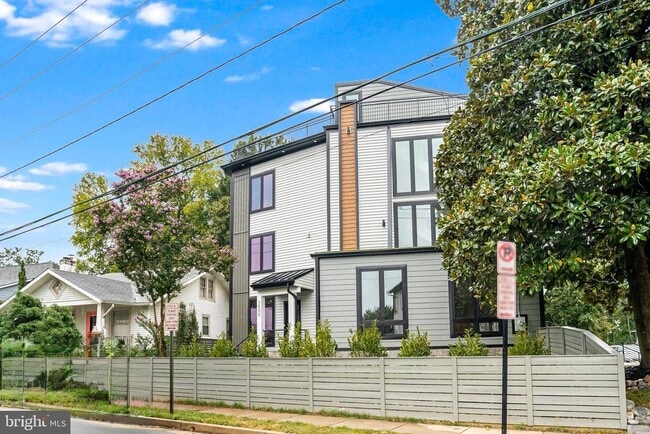 Building Photo - 3500 7th St N