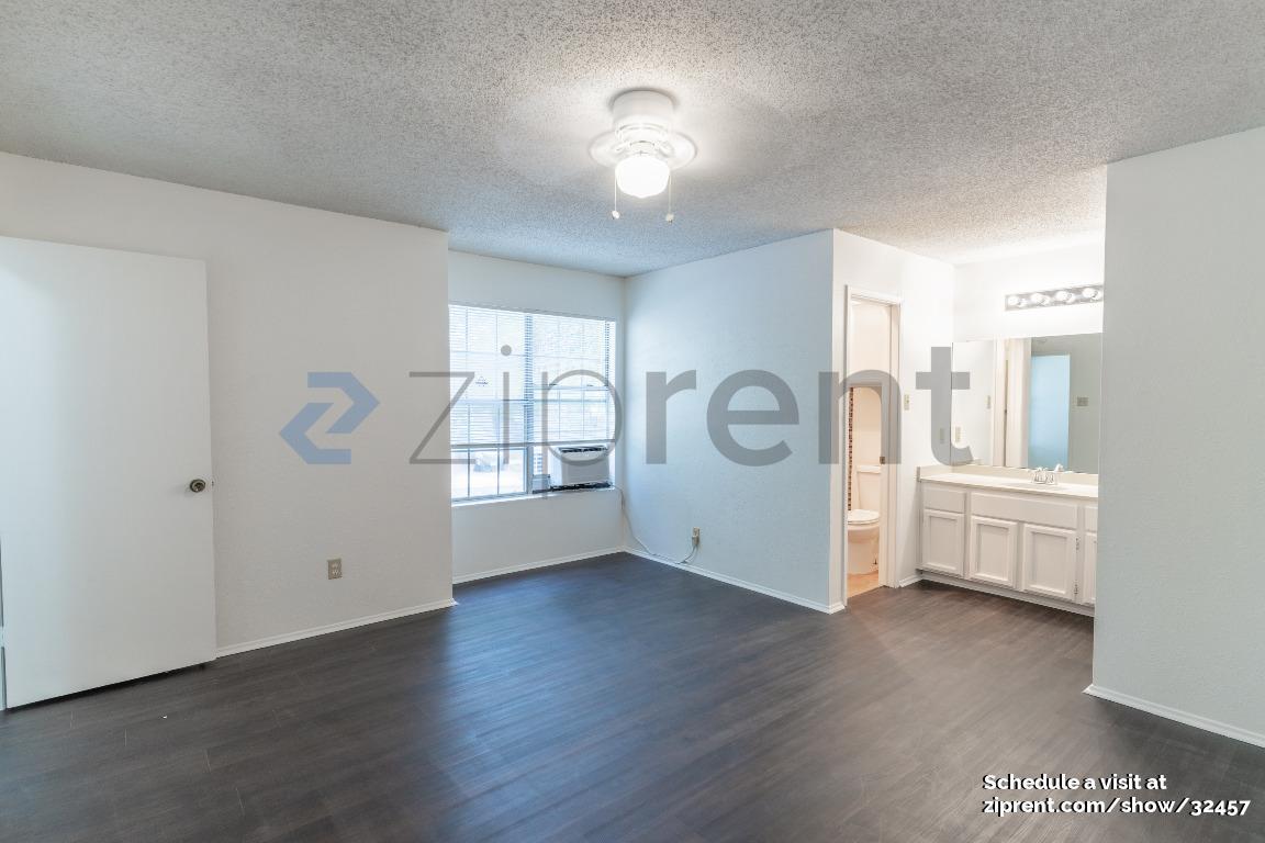 Building Photo - 4708 Carsonhill Dr