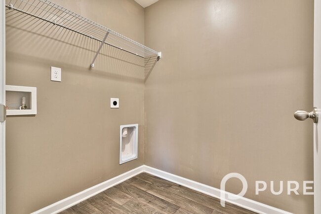 Building Photo - 173 Rippling Wy