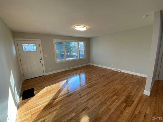 Building Photo - 3299 Mohawk St