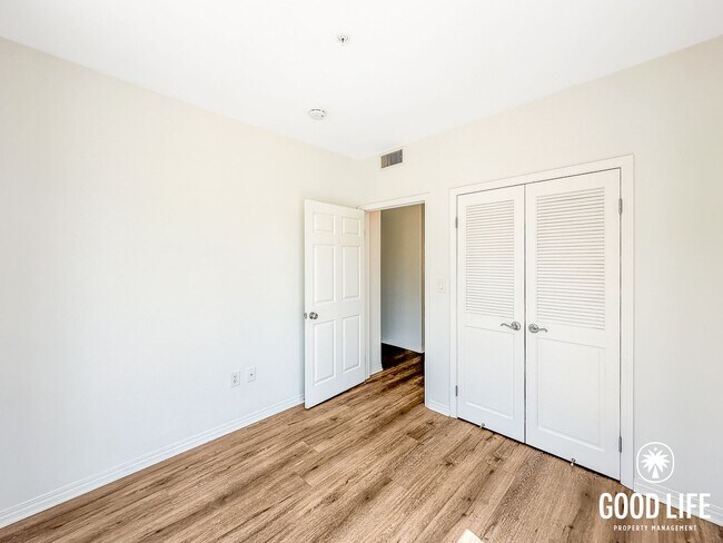 Building Photo - Luminous 3BD/2BA Corner Unit in Little Italy with City Views, W/D & Private Balcony
