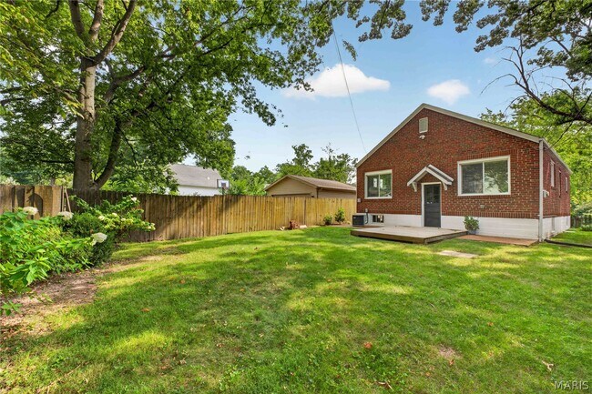 Building Photo - 109 Handlan Ct