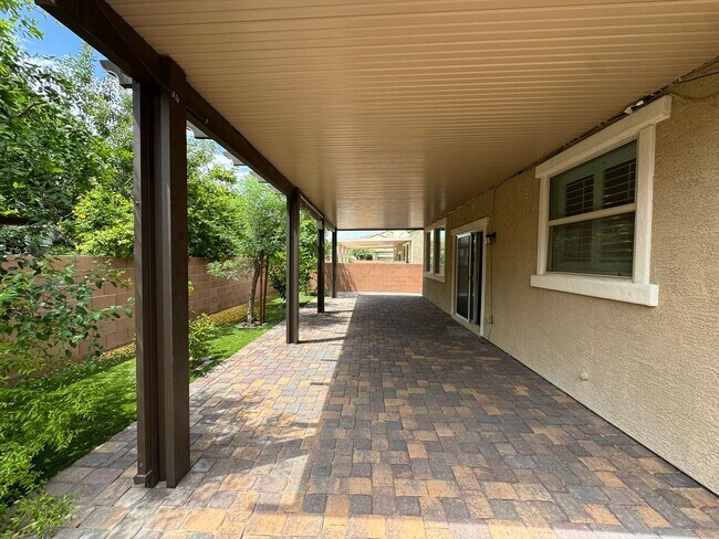 Building Photo - Beautiful Southwest Las Vegas Home in Gate...