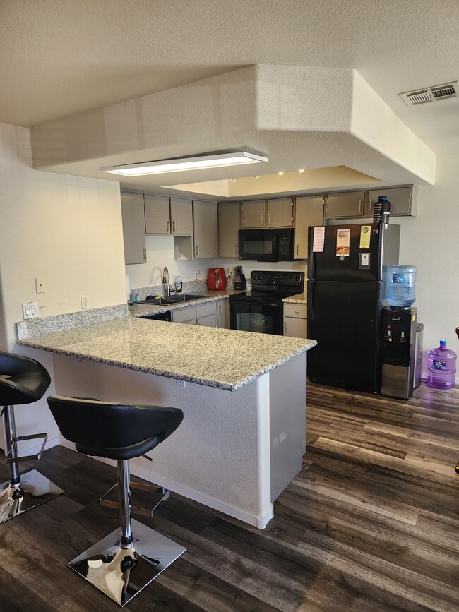 Building Photo - 2233 James Bilbray Dr