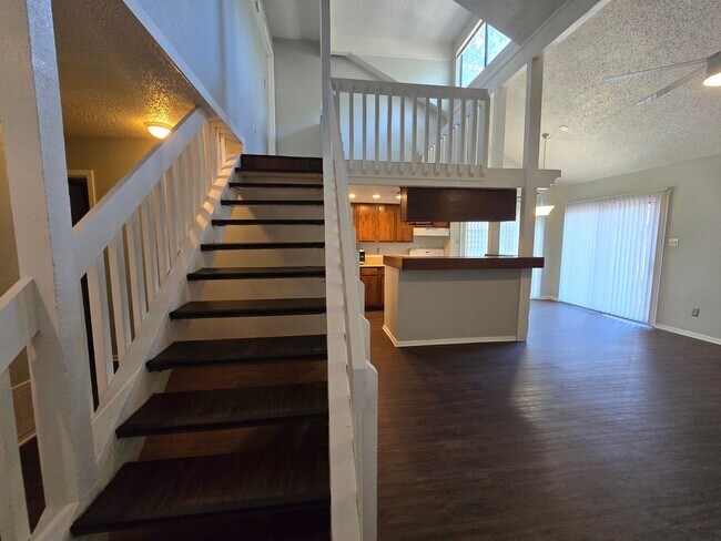 Building Photo - 1713 Cinnamon Path
