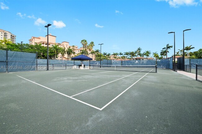 Building Photo - 13633 Deering Bay Dr
