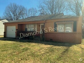 Building Photo - Cute 3-bedroom Home Near Bass Pro!  Availa...