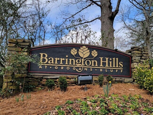 Building Photo - 501 Barrington Hills Dr
