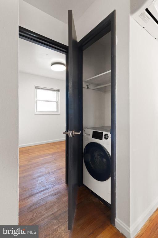 Building Photo - 2444 S Culpeper St