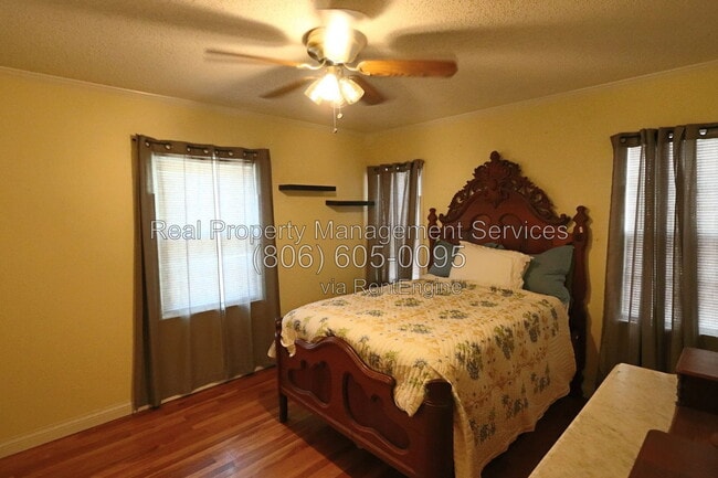 Building Photo - 2827 23rd St