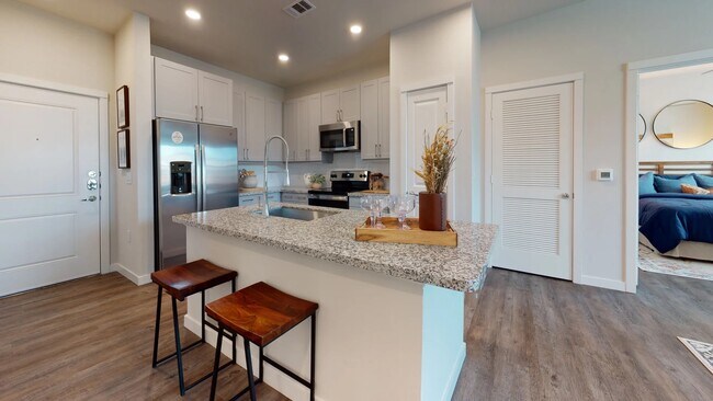 Primary Photo - 1148 Silber Rd