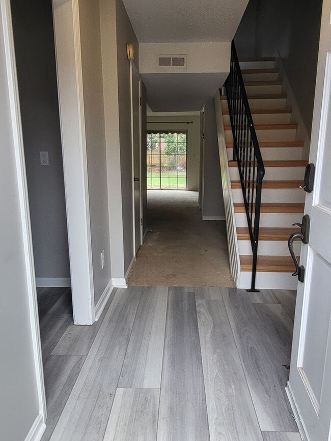 Building Photo - 210 22nd St N