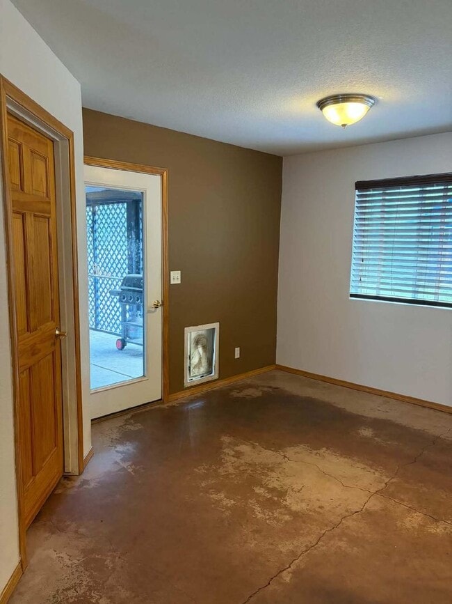 Building Photo - 441 Pawnee