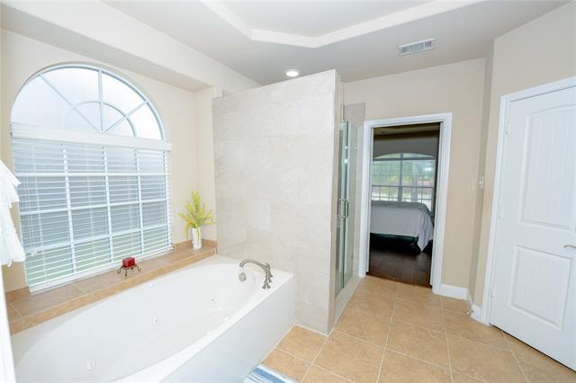 Building Photo - 12339 Shumard Ln